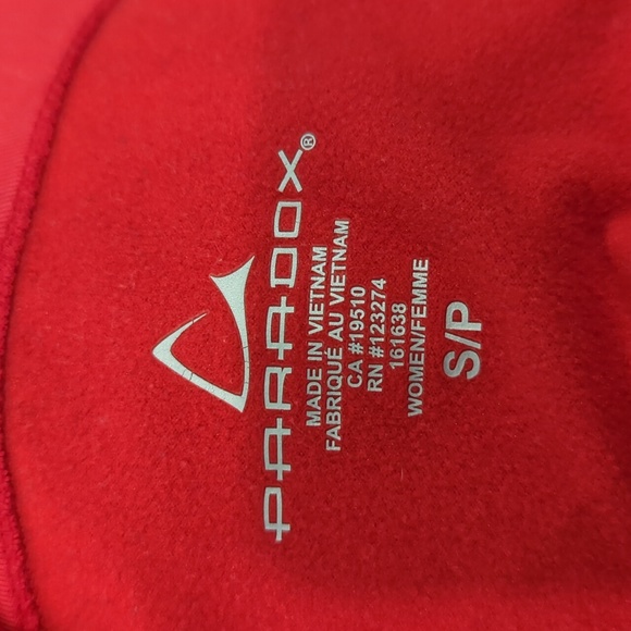 Paradox red base layer running shirt with angled neck zipper red - Picture 7 of 9